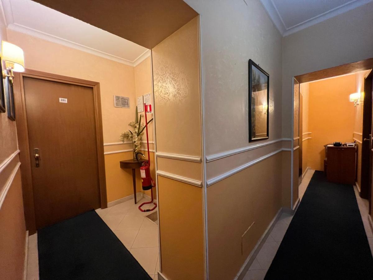 Baltik Guesthouse Rzym Zewnętrze zdjęcie
